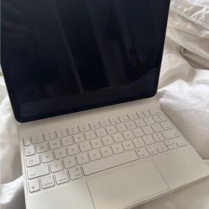 Apple iPad Air 5th generation 64GB